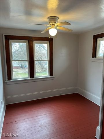 864 Forrest Drive, Akron, OH 44306