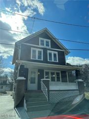 864 Forrest Drive, Akron, OH 44306