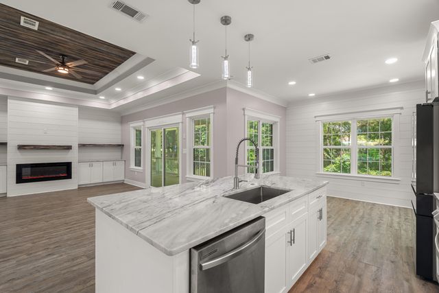 23 E Chapel Hill Blvd., Hattiesburg, MS 39402