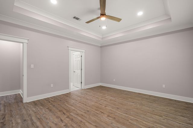 23 E Chapel Hill Blvd., Hattiesburg, MS 39402