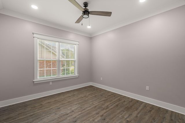 23 E Chapel Hill Blvd., Hattiesburg, MS 39402