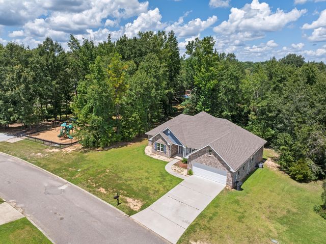 23 E Chapel Hill Blvd., Hattiesburg, MS 39402