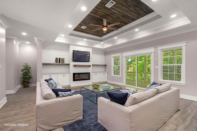 23 E Chapel Hill Blvd., Hattiesburg, MS 39402