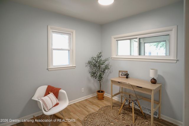 819 Cawood Street, Lansing, MI 48915