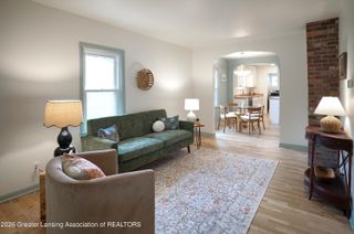 819 Cawood Street, Lansing, MI 48915