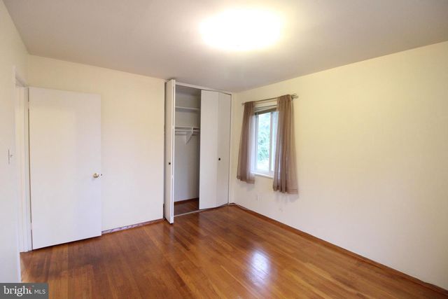 7712 ROYSTON ST, Annandale, VA 22003