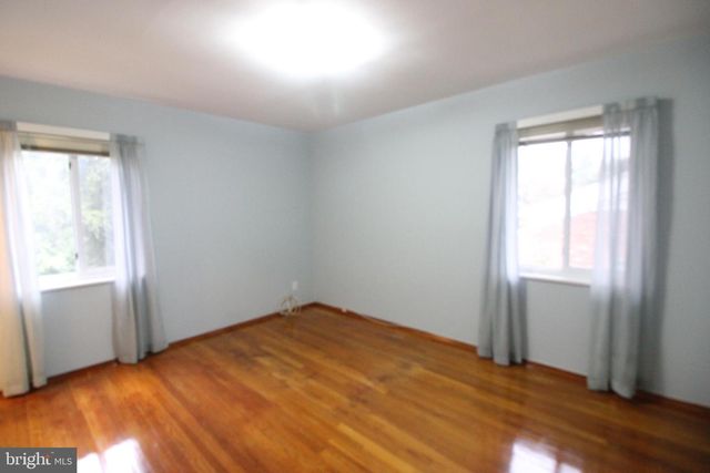 7712 ROYSTON ST, Annandale, VA 22003