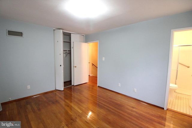 7712 ROYSTON ST, Annandale, VA 22003