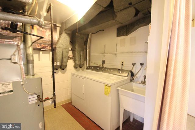 7712 ROYSTON ST, Annandale, VA 22003