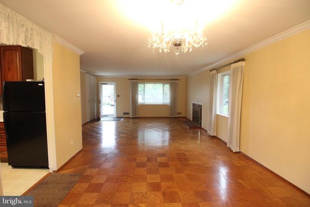 7712 ROYSTON ST, Annandale, VA 22003