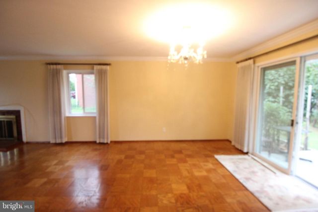 7712 ROYSTON ST, Annandale, VA 22003