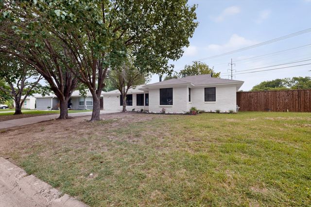 4171 Carolyn Road, Fort Worth, TX 76109