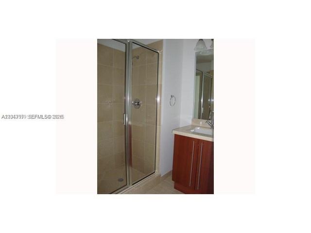 79 SW 12th St 3702-S, Miami, FL 33130