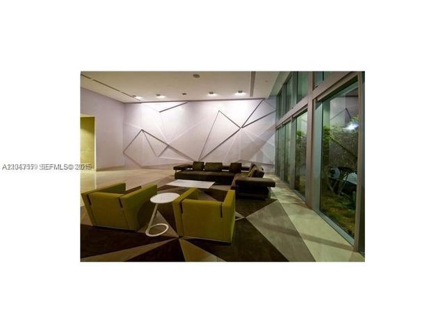 79 SW 12th St 3702-S, Miami, FL 33130