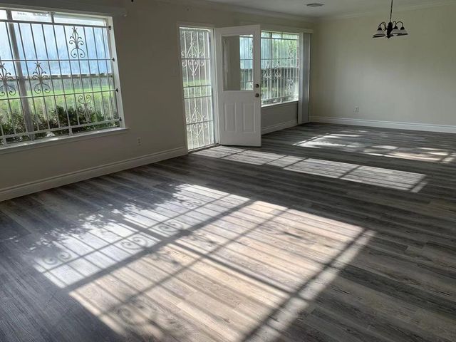 8030 Golf Green Circle, Houston, TX 77036