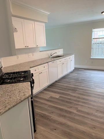 8030 Golf Green Circle, Houston, TX 77036