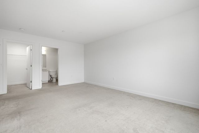 99 Chestnut Hill Ave 307, Boston, MA 02135