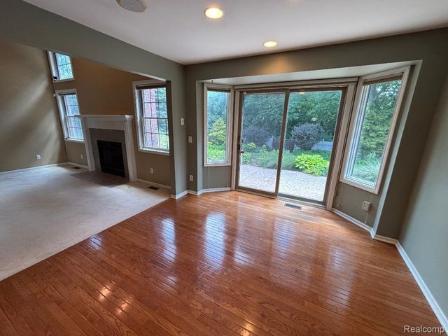 33329 Crooks Street, Brownstown Charter Township, MI 48173