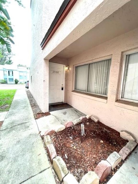 2538 CITRUS CLUB LANE 105, Orlando, FL 32839