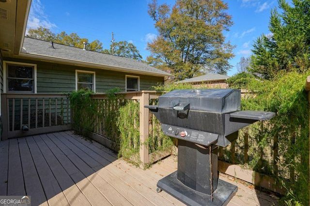 3799 Oglesby Road, Powder Springs, GA 30127