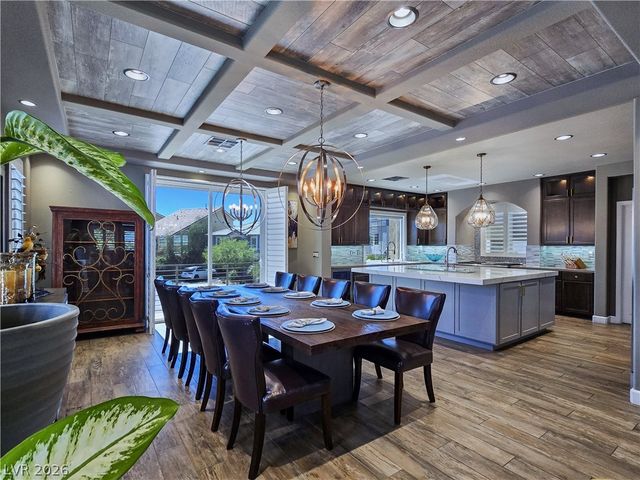 8354 Bartholomew Park Court, Las Vegas, NV 89139