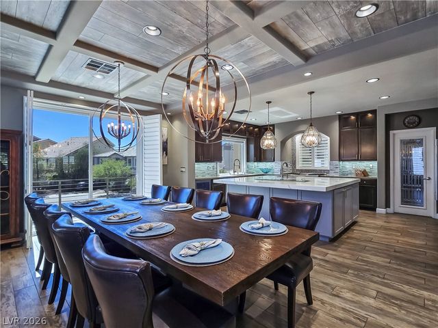8354 Bartholomew Park Court, Las Vegas, NV 89139