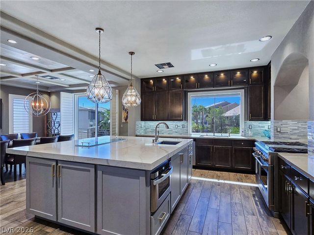 8354 Bartholomew Park Court, Las Vegas, NV 89139