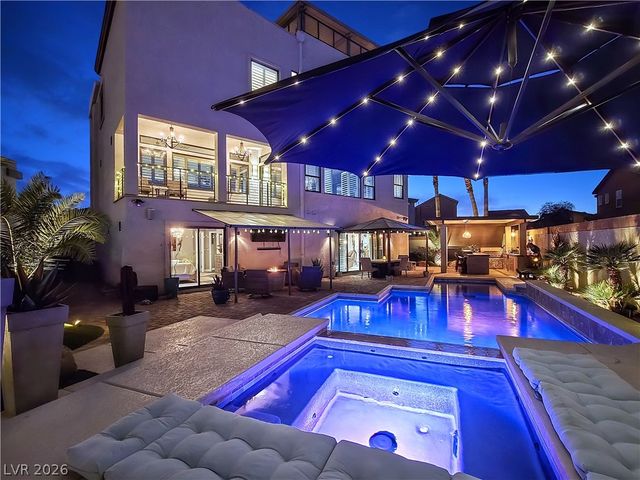 8354 Bartholomew Park Court, Las Vegas, NV 89139