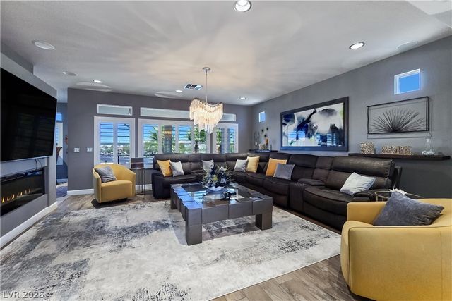 8354 Bartholomew Park Court, Las Vegas, NV 89139