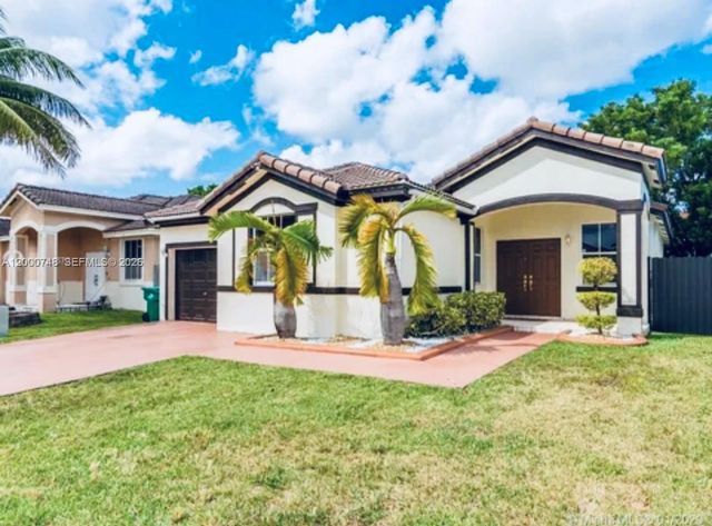 8135 NW 198th Ter, Hialeah, FL 33015