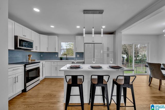 536 EDGEKNOLL DRIVE, Homewood, AL 35209