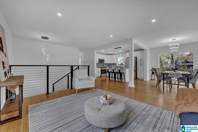 536 EDGEKNOLL DRIVE, Homewood, AL 35209