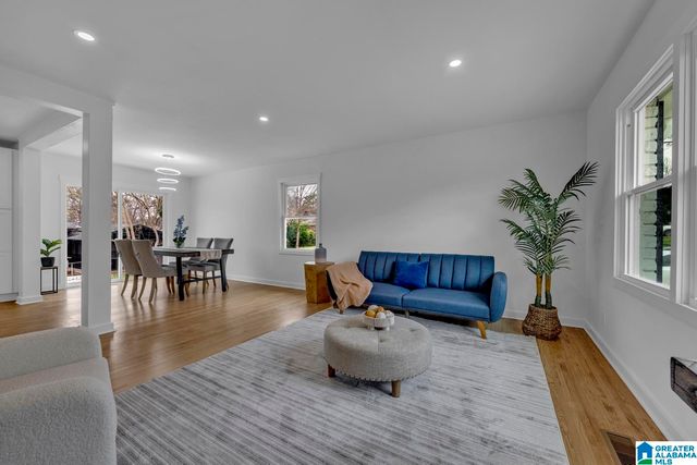 536 EDGEKNOLL DRIVE, Homewood, AL 35209