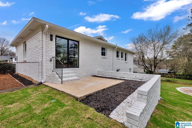 536 EDGEKNOLL DRIVE, Homewood, AL 35209