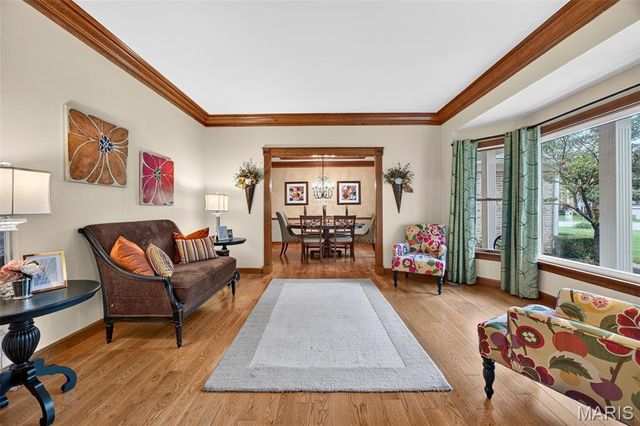 1350 Conway Oaks Drive, Chesterfield, MO 63017