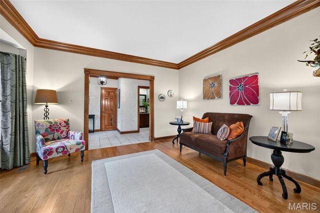 1350 Conway Oaks Drive, Chesterfield, MO 63017