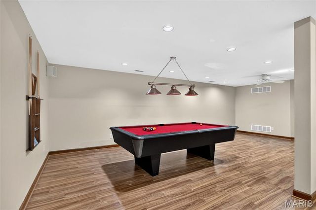 1350 Conway Oaks Drive, Chesterfield, MO 63017
