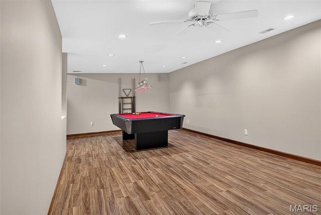 1350 Conway Oaks Drive, Chesterfield, MO 63017