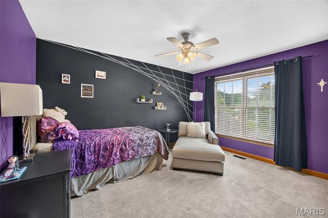 1350 Conway Oaks Drive, Chesterfield, MO 63017