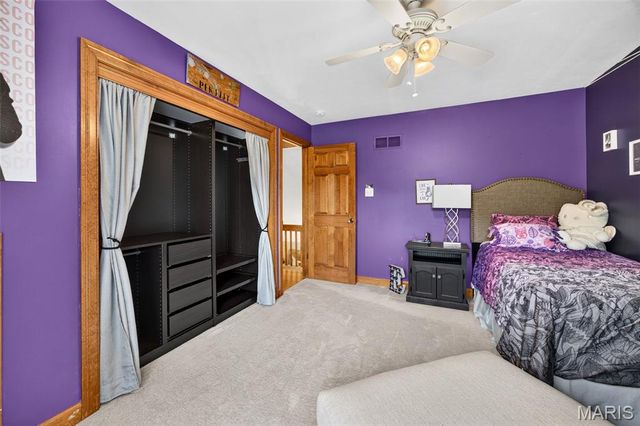 1350 Conway Oaks Drive, Chesterfield, MO 63017