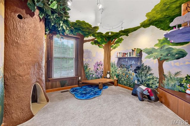 1350 Conway Oaks Drive, Chesterfield, MO 63017