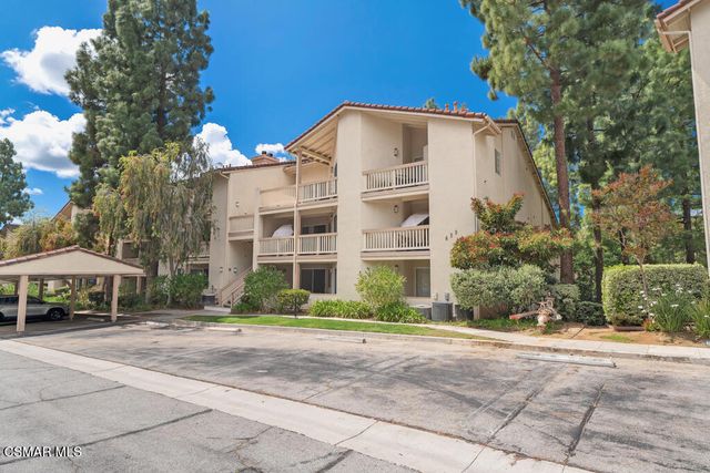 653 Oak Run Trail 109, Oak Park, CA 91377