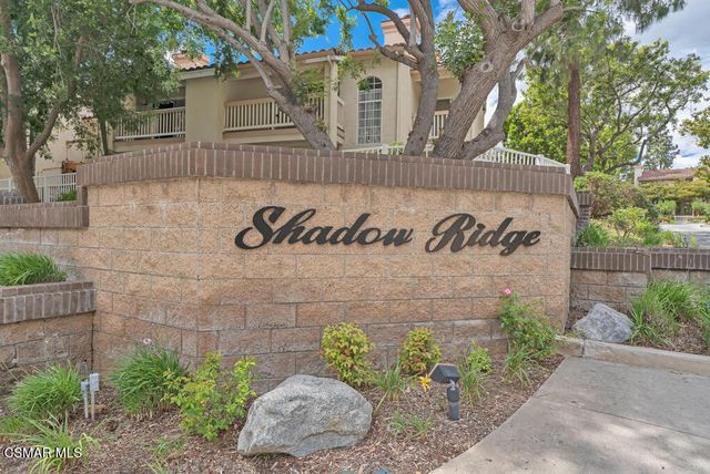653 Oak Run Trail 109, Oak Park, CA 91377