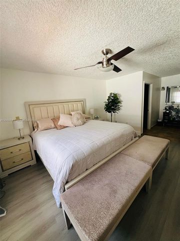 921 NW 133rd Ave, Miami, FL 33182