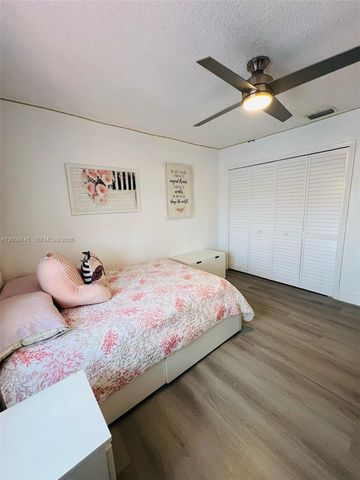 921 NW 133rd Ave, Miami, FL 33182