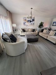 921 NW 133rd Ave, Miami, FL 33182