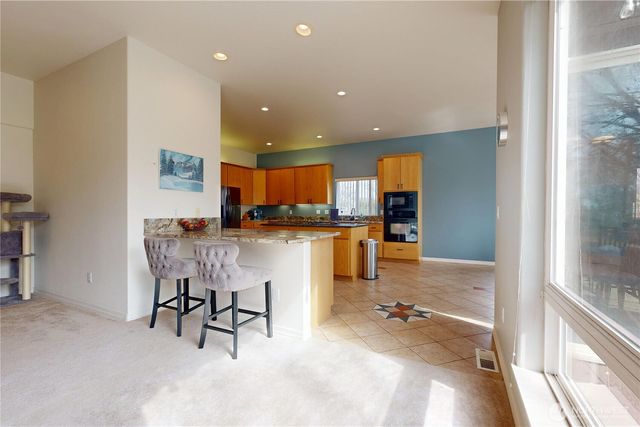 48 Parkwood Circle, Walla Walla, WA 99362