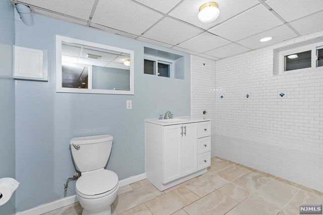 861 Passaic Avenue, Clifton, NJ 07014