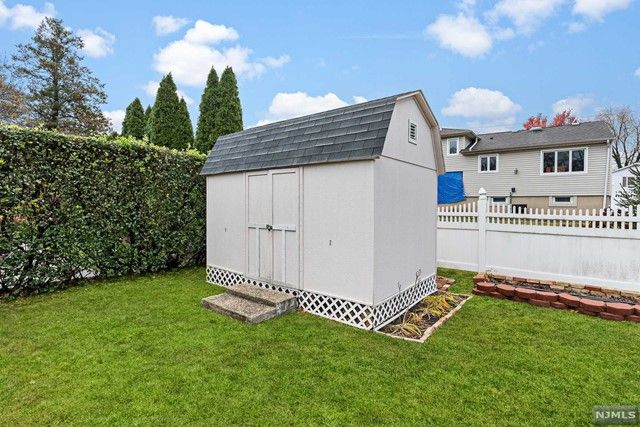 861 Passaic Avenue, Clifton, NJ 07014