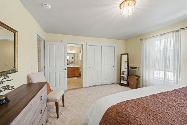 2214 McCall Drive, Ashland, OR 97520